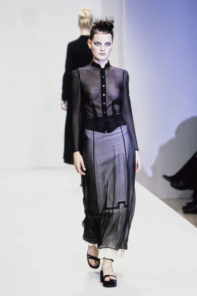 Look 49
